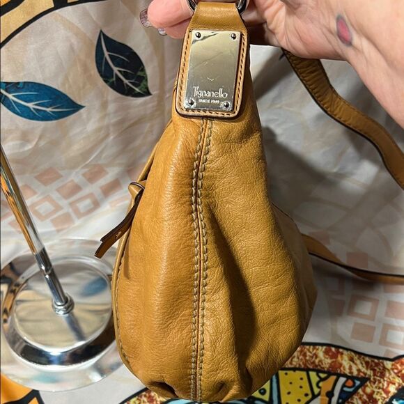 Tignanello Camel Leather Crossbody Bag - EUC - Picture 4 of 15